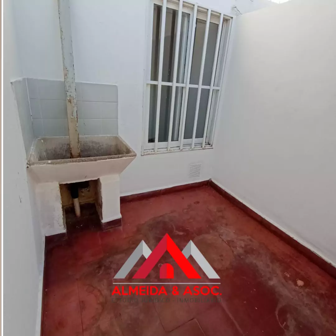 Depto. en Alberdi 2 dorm.