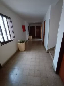 Amplio depto. en Duarte Quirós