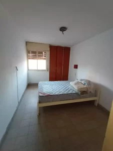 Amplio depto. en Duarte Quirós