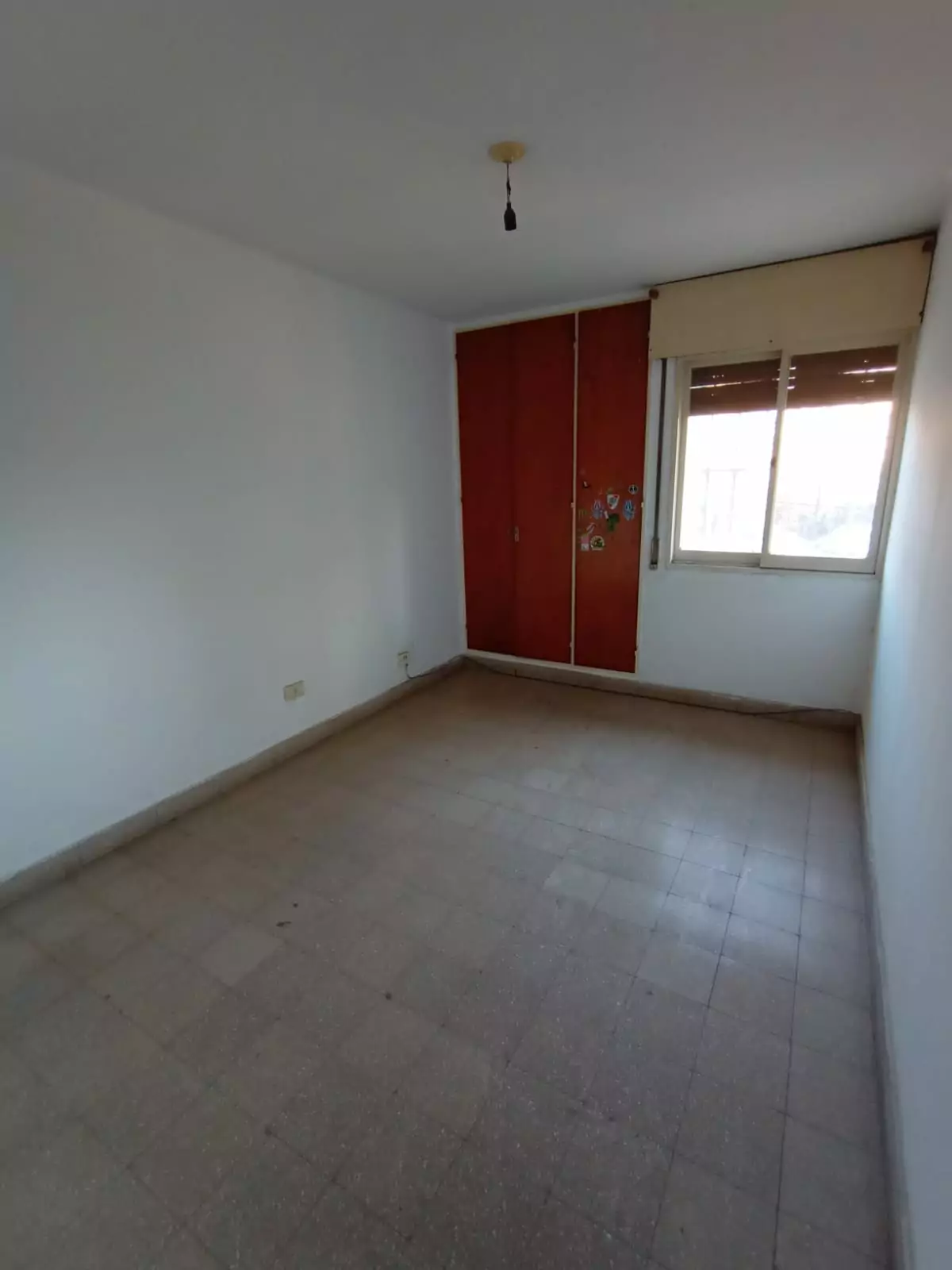 Amplio depto. en Duarte Quirós