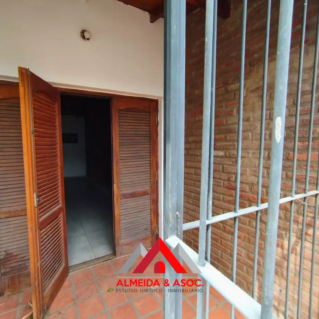 Casa 2 dorm. Las Palmas