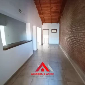 Casa 2 dorm. Las Palmas