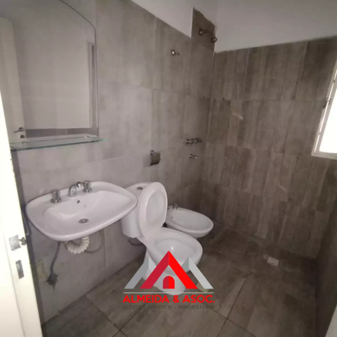 Casa 2 dorm. Las Palmas