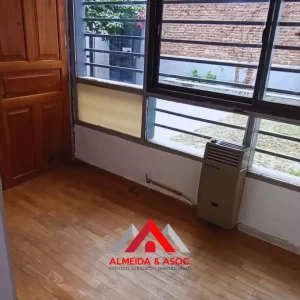 Monoambiente en alquiler - Bolívar al 300