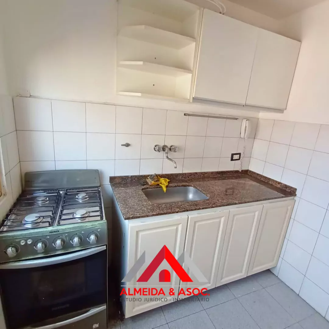 Depto.  en alquiler - Bolívar 397