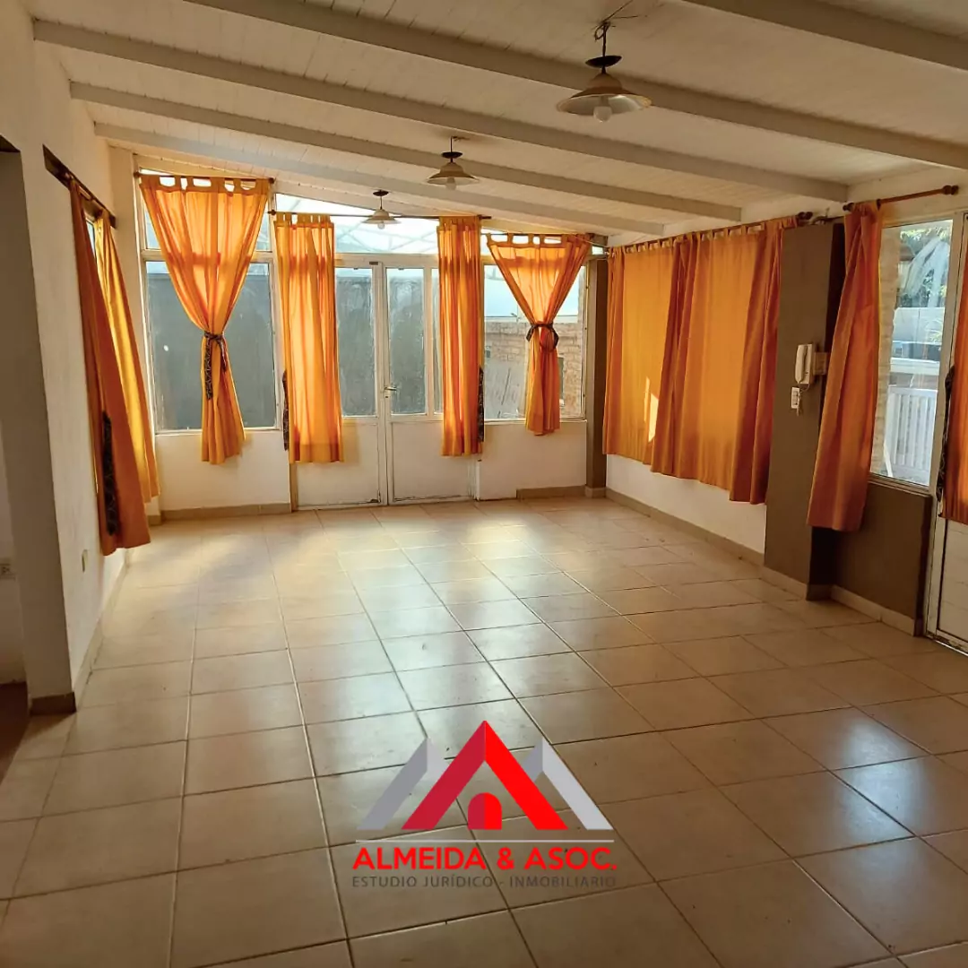 Oportunidad casa en venta - Mendiolaza