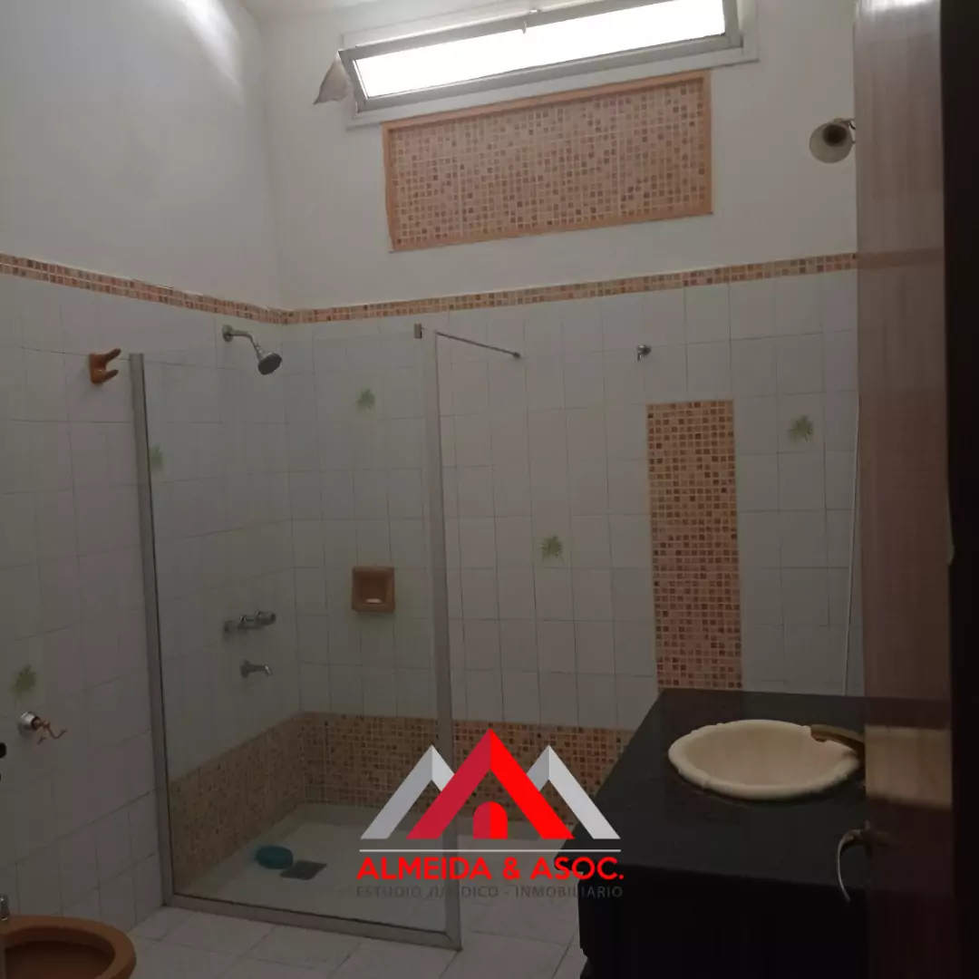 Casa en Marqués - 3 dormitorios