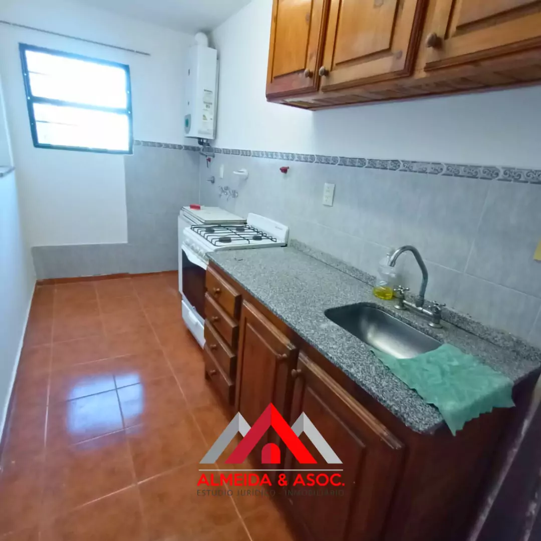 Depto. cerca Shopping V. Cabrera