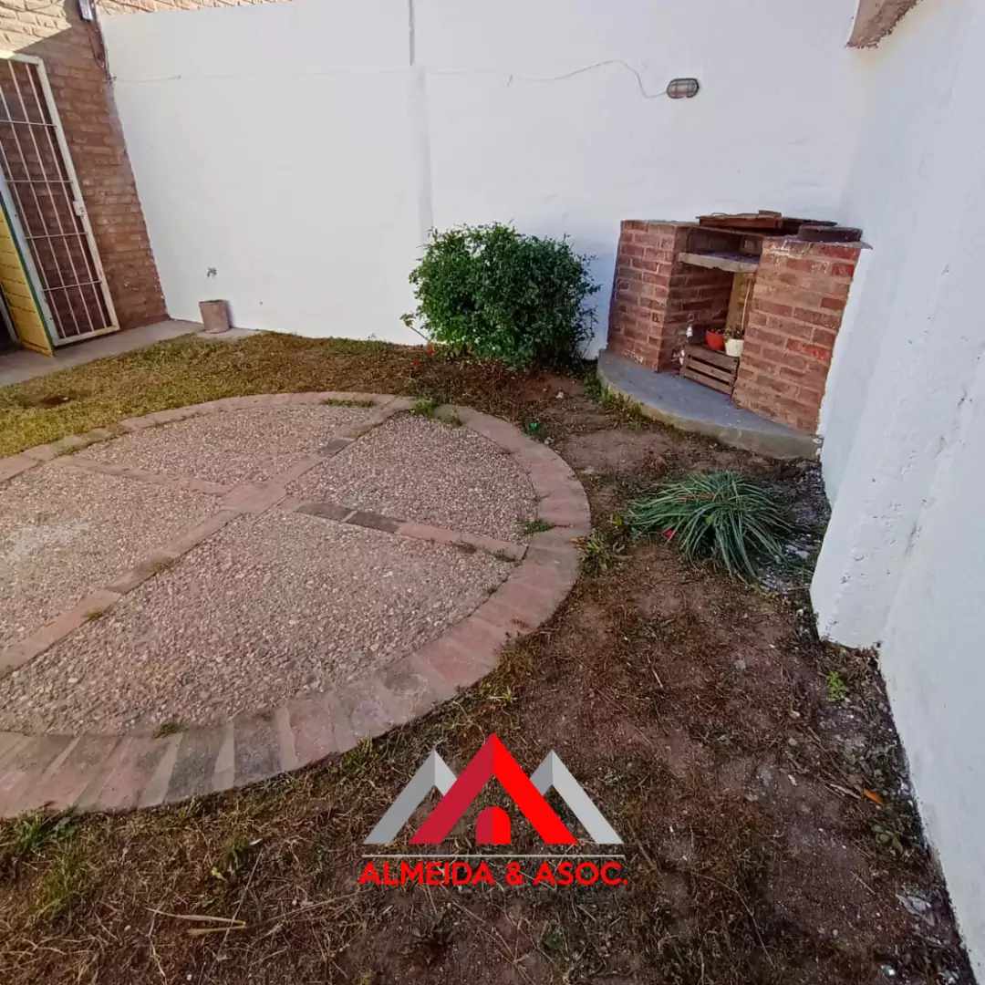 Depto. cerca Shopping V. Cabrera