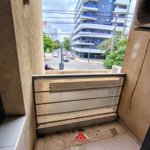 Depto en Alberdi s/ Duarte Quirós