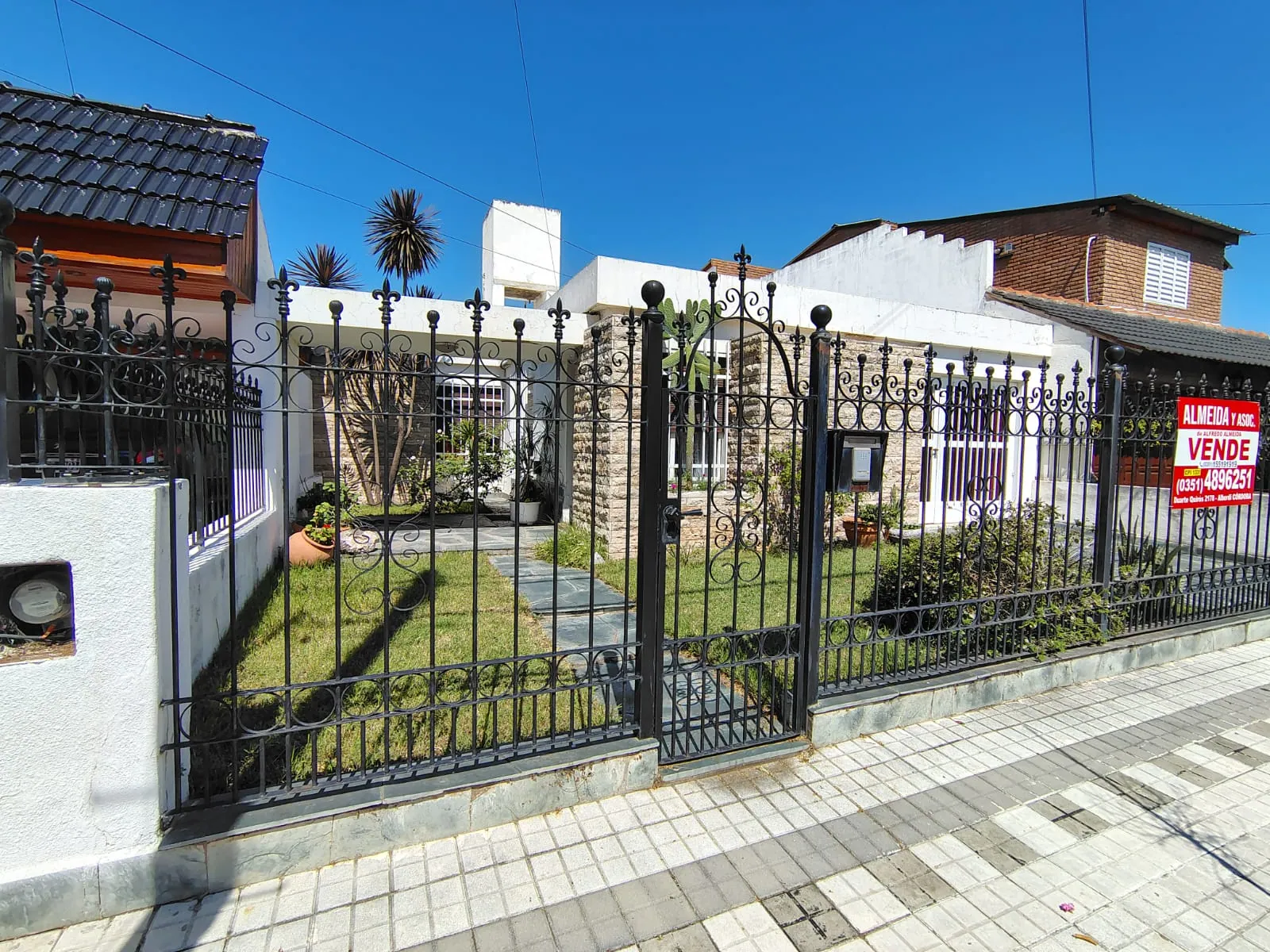 Casa 3 dormitorios en zona sur