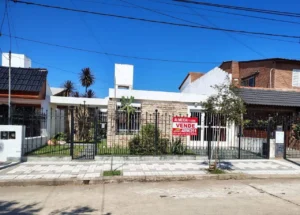 Casa 3 dormitorios en zona sur