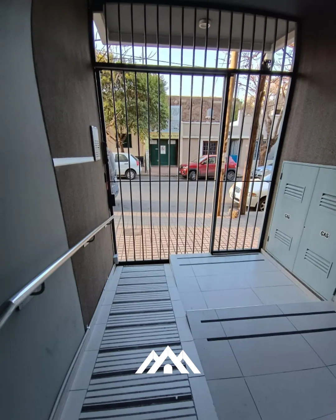 Depto. de categoría en Alberdi