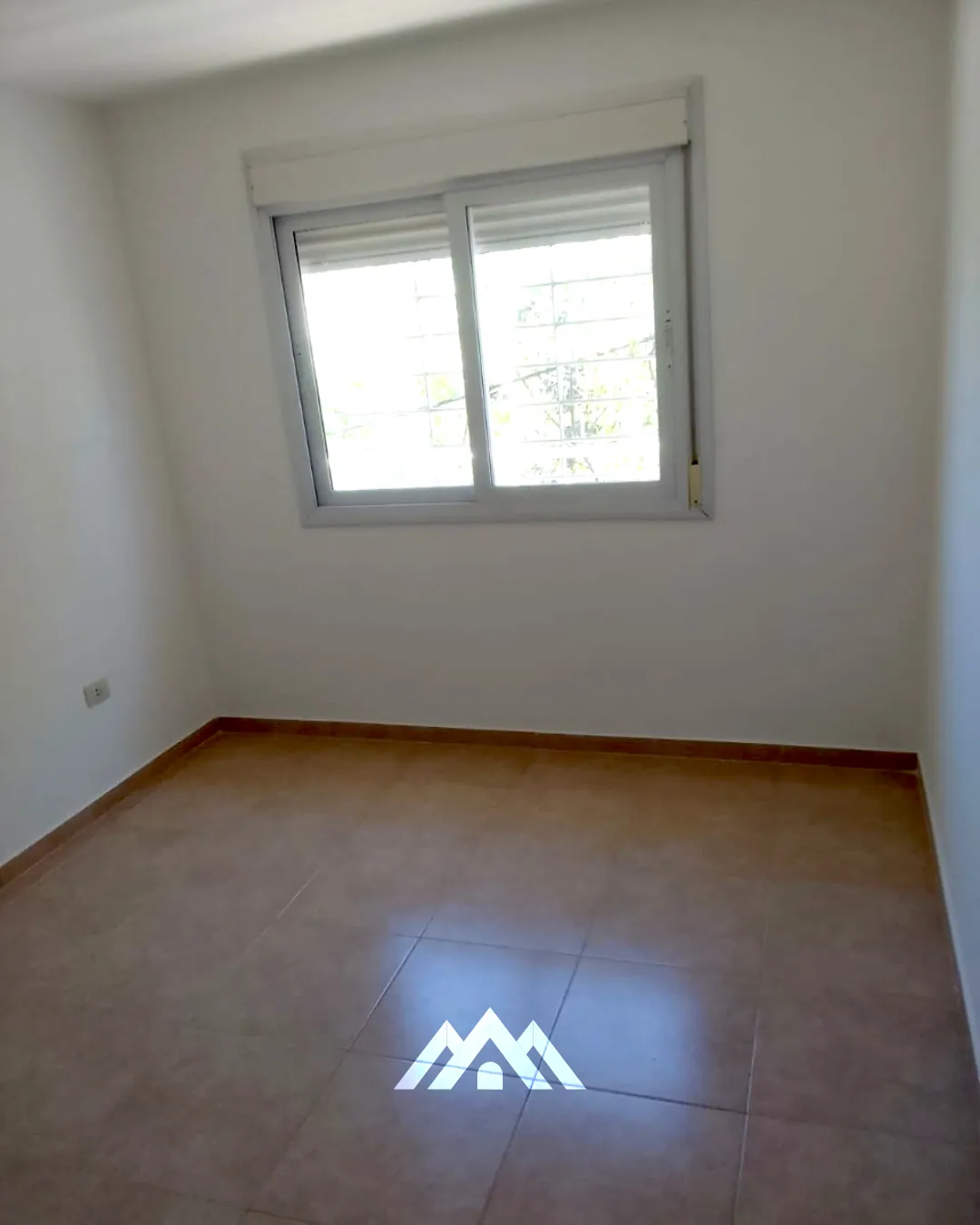 Alberdi altura Av Colón 2500