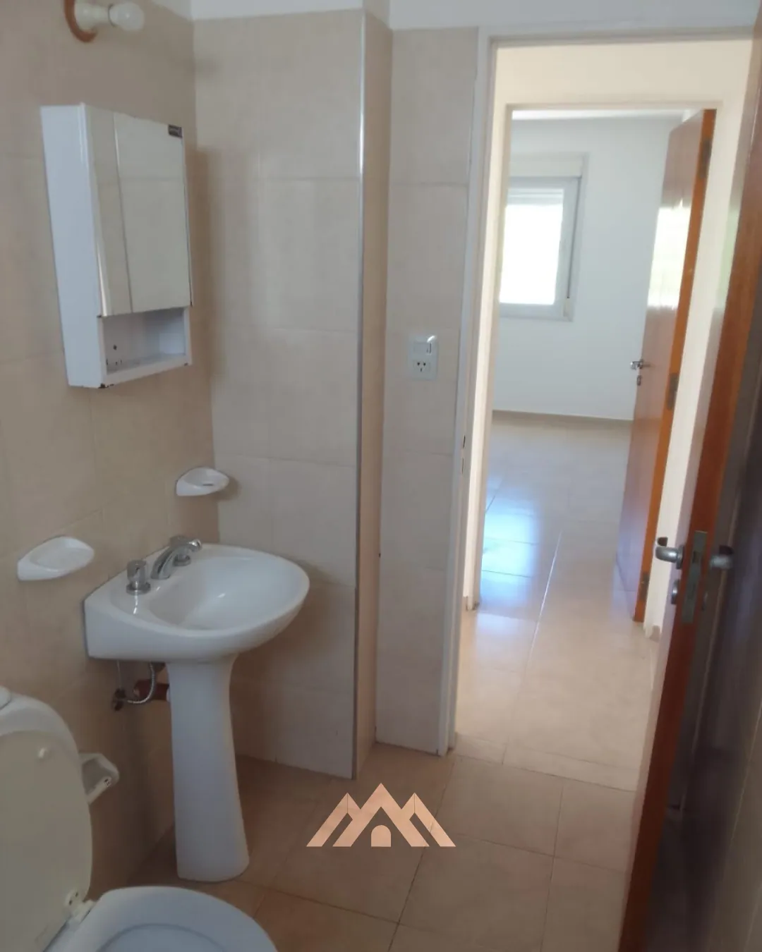 Alberdi altura Av Colón 2500