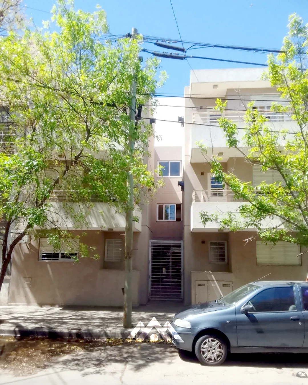 Alberdi altura Av Colón 2500