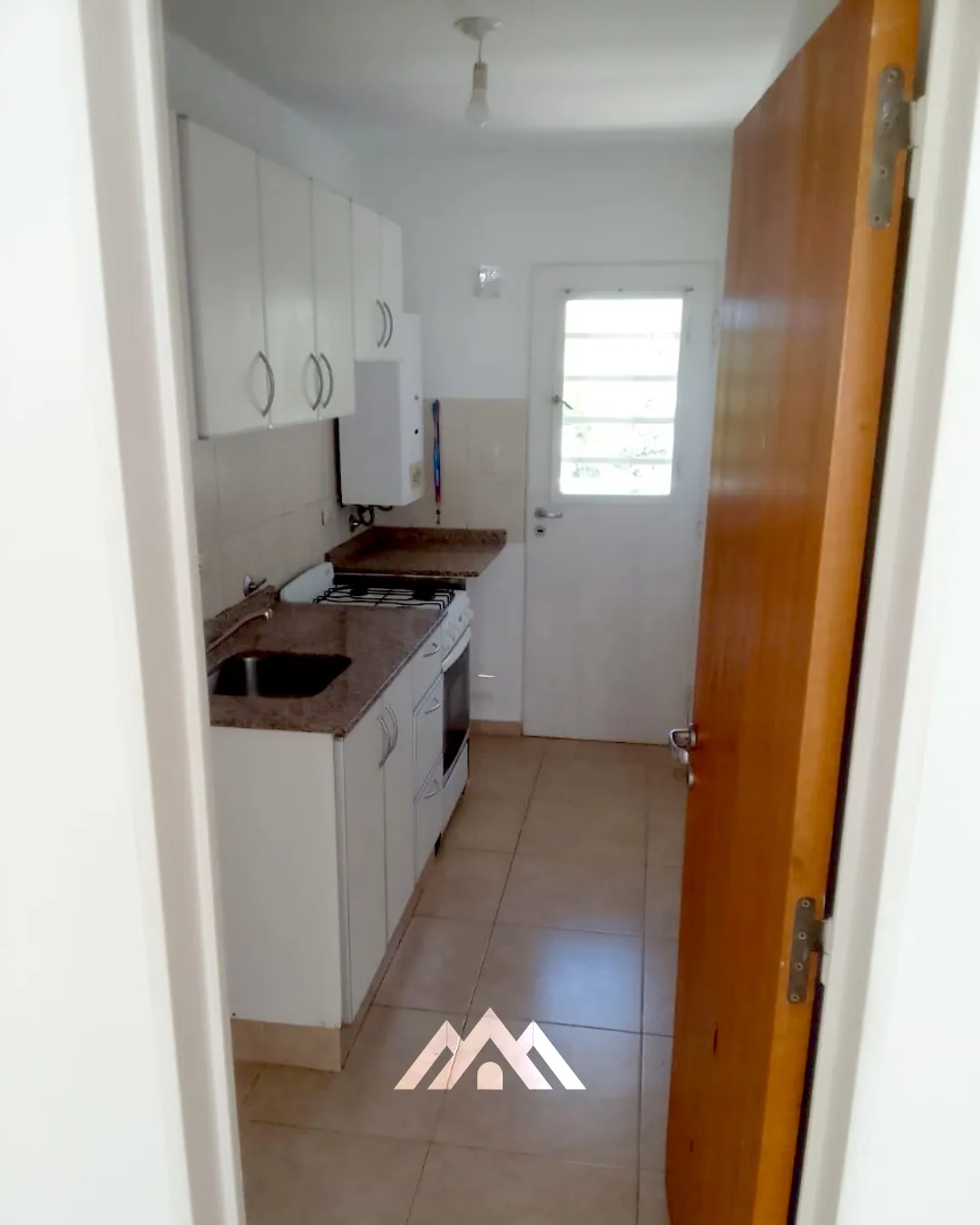 Alberdi altura Av Colón 2500