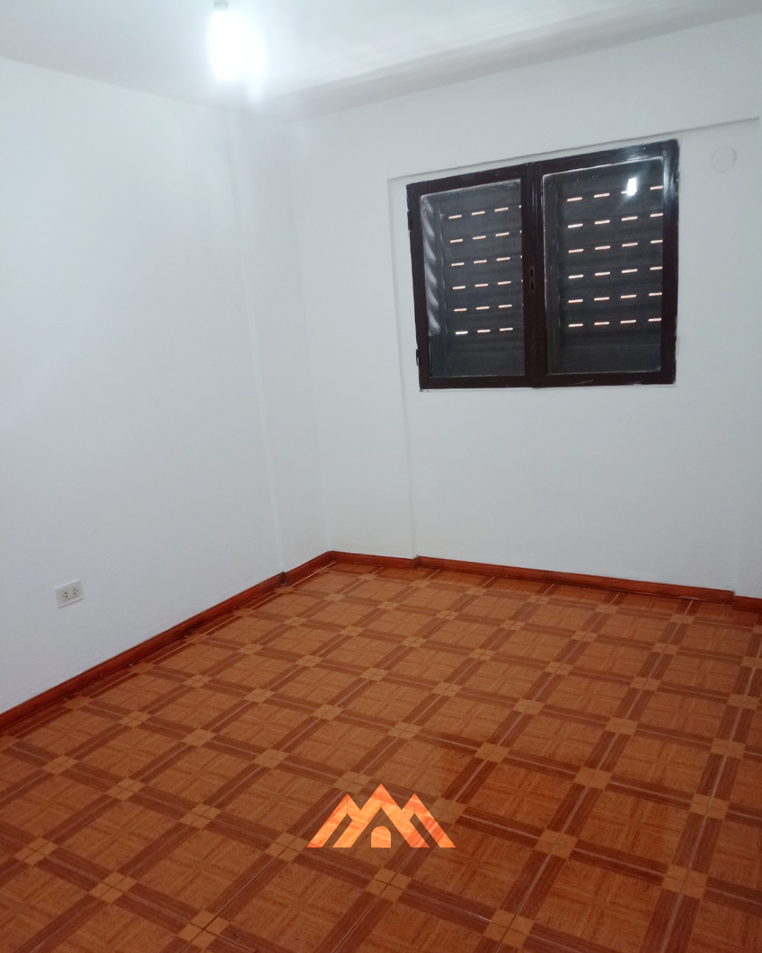 Alberdi s/ Dean Funes al 2400