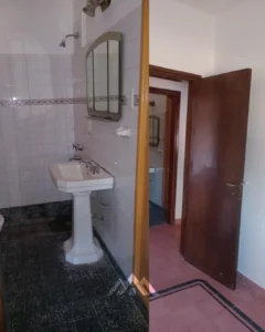 Casa + depto. Bº marechal