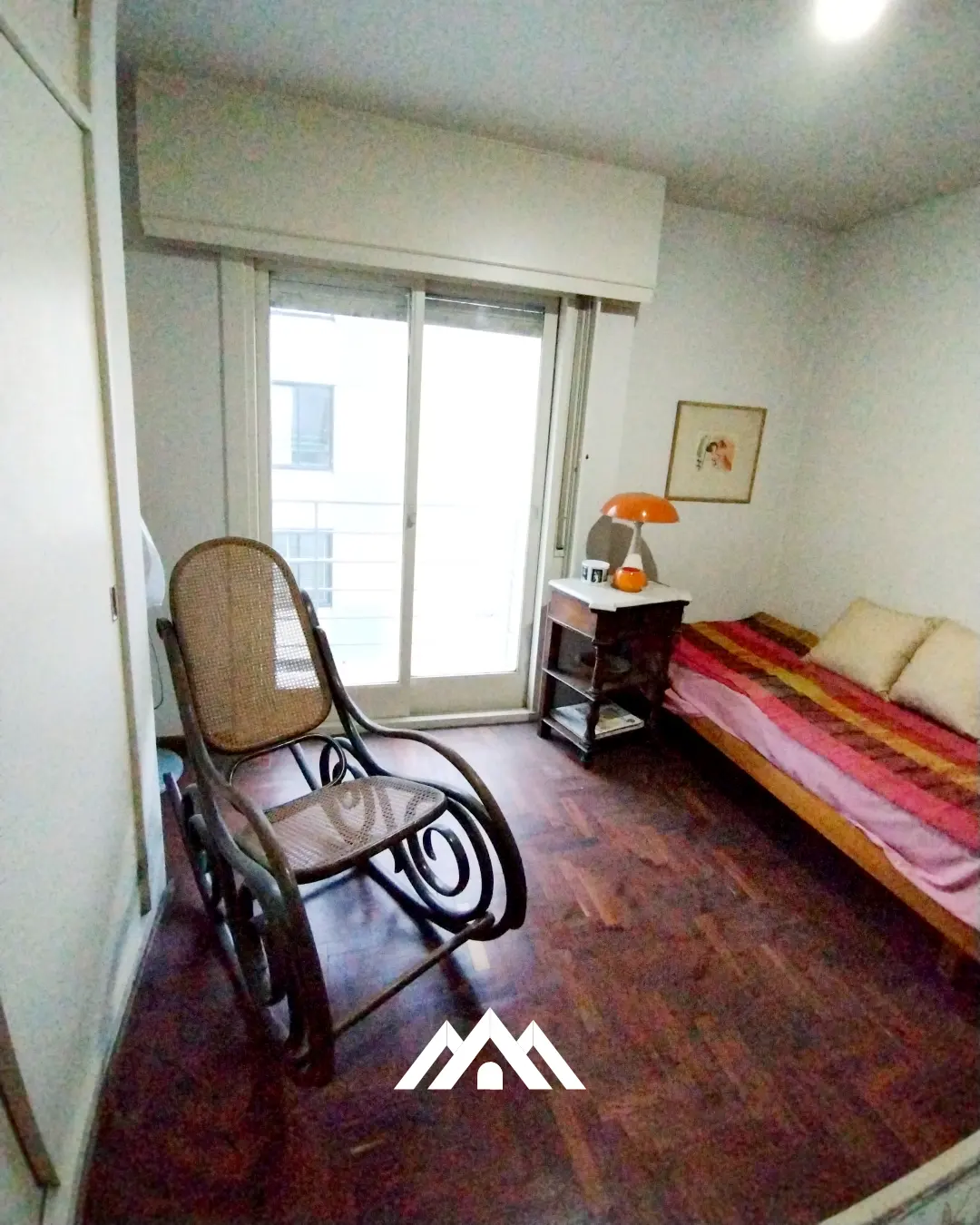 2 ambientes amoblado en el centro