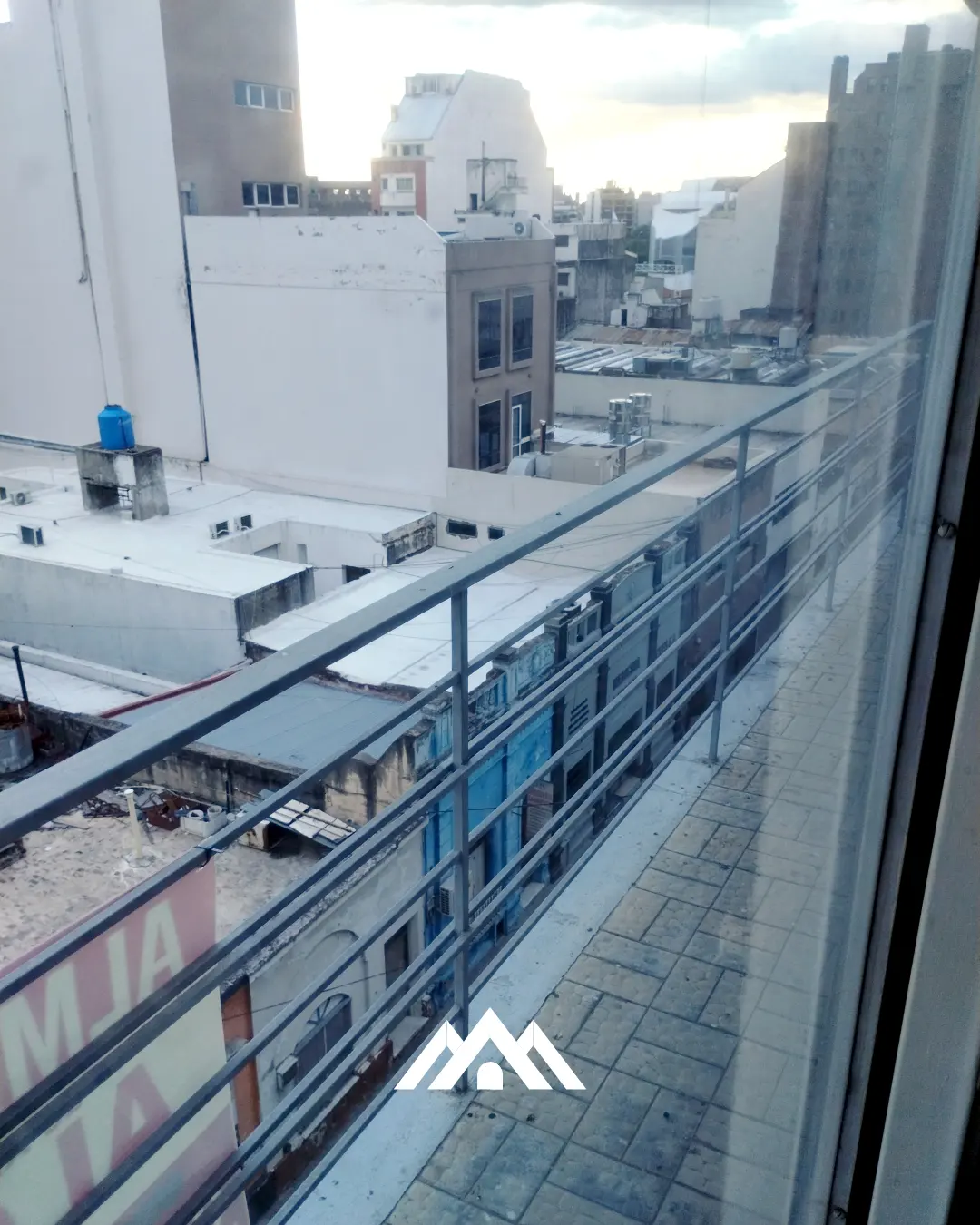 2 ambientes amoblado en el centro