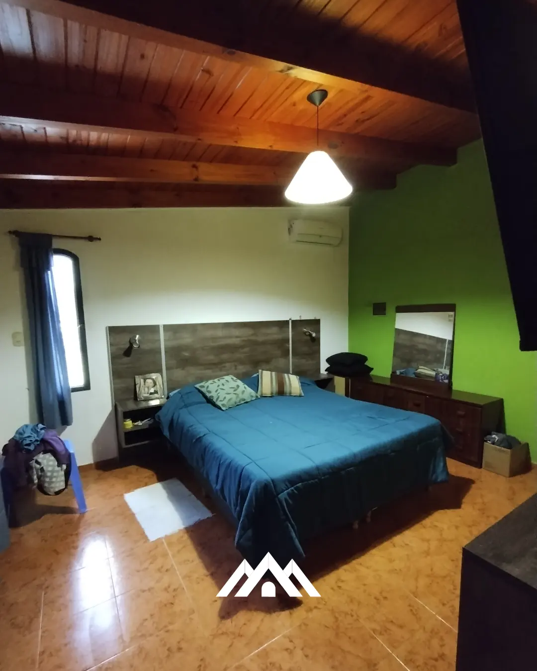 Casa de 3 dormitorios en B° Los Plátanos