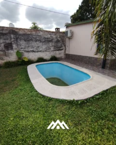 Casa de 3 dormitorios en B° Los Plátanos