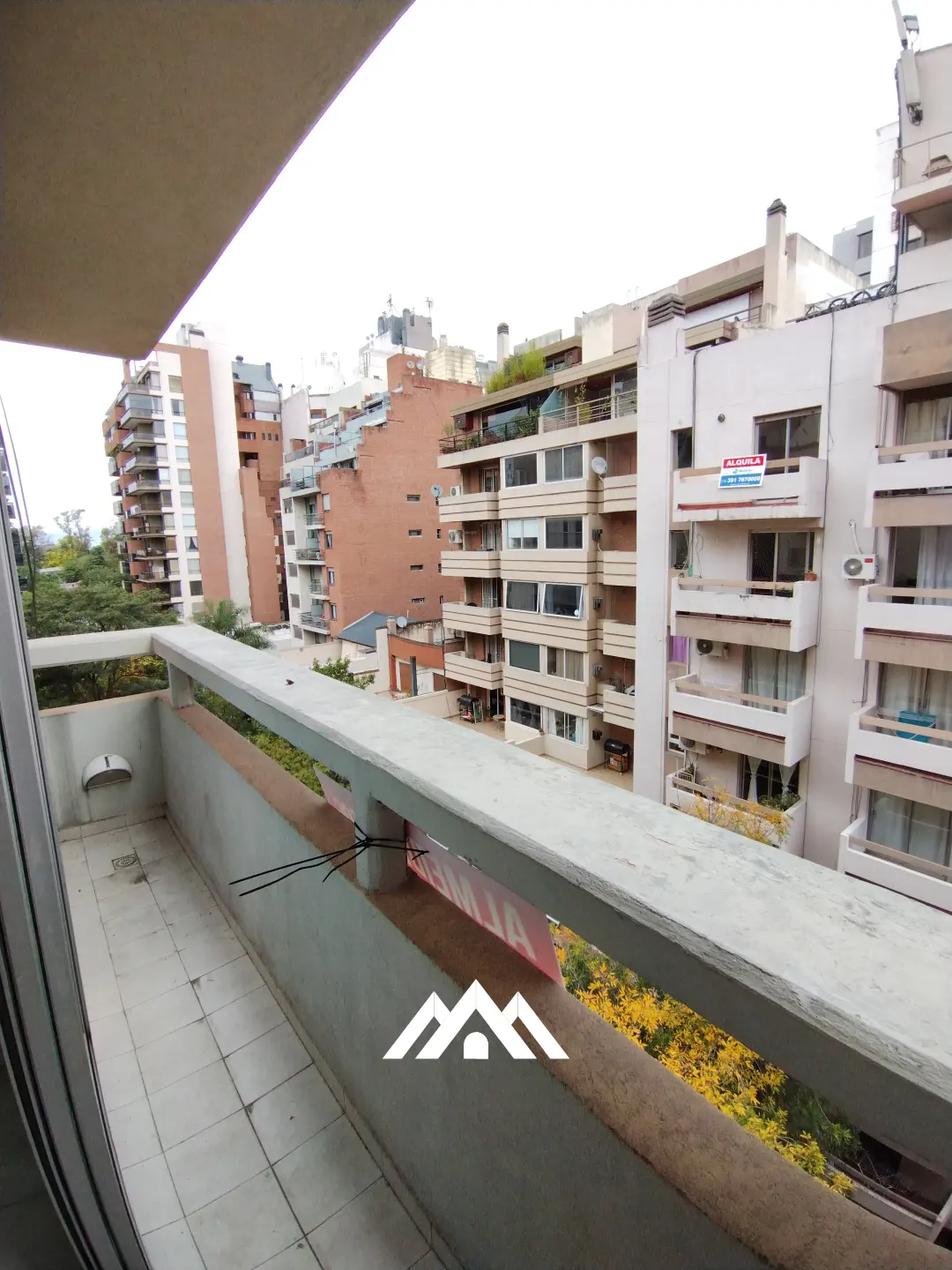 Zona paseo de las Tejas - 1 dorm.